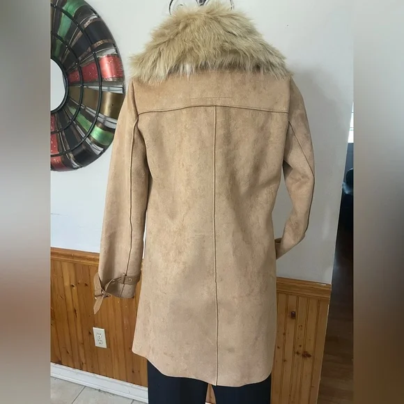 Fate by LFD Coat - Picture 5 of 10